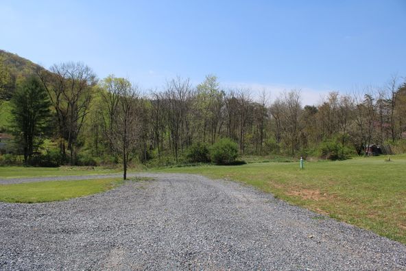 21530 National Pike NE, Flintstone, MD 21530